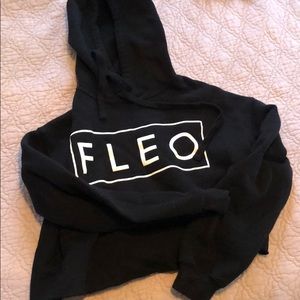 FLEO crop hoodie sz small